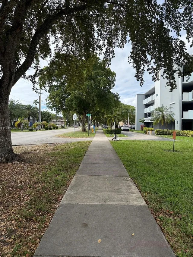 1-bedroom home at 1301 NE 191st Street #F110, Miami