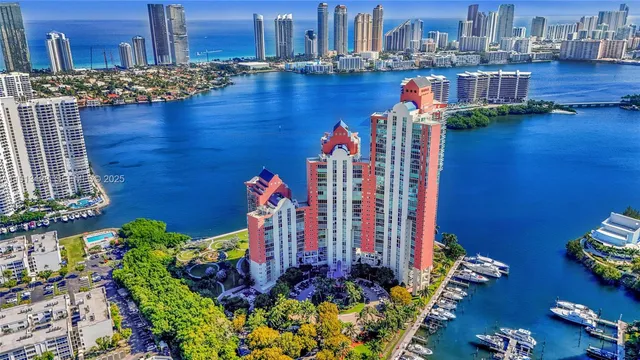 2-bedroom home at 3370 Hidden Bay Drive #804, Aventura