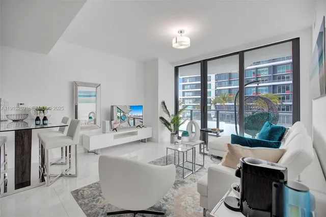 1-bedroom home at 1300 S Miami Avenue #1407, Miami