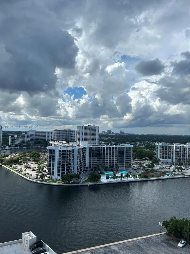 2-bedroom home at 3800 S Ocean Drive #1823, Hollywood