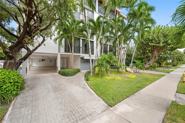 2-bedroom home at 155 Sunrise Drive #4B, Key Biscayne