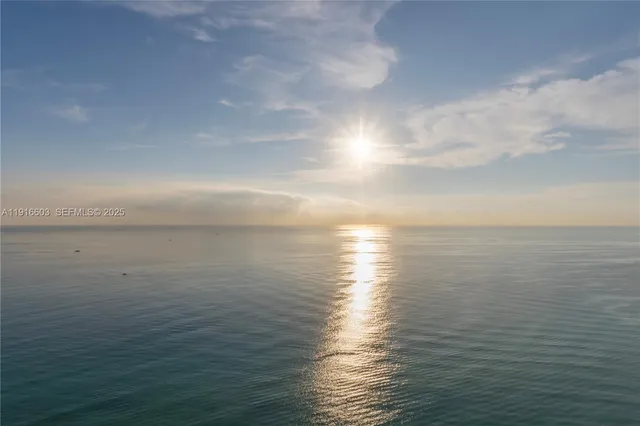 4-bedroom home at 17975 Collins Avenue #2402, Sunny Isles Beach