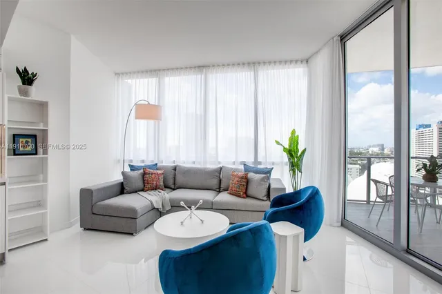 1-bedroom home at 851 NE 1st Avenue #1810, Miami
