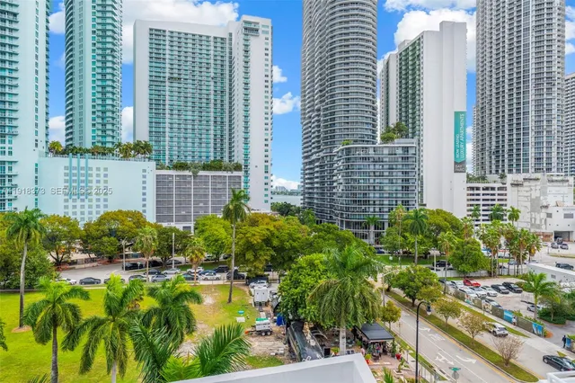 3-bedroom home at 275 NE 18th Street #708, Miami