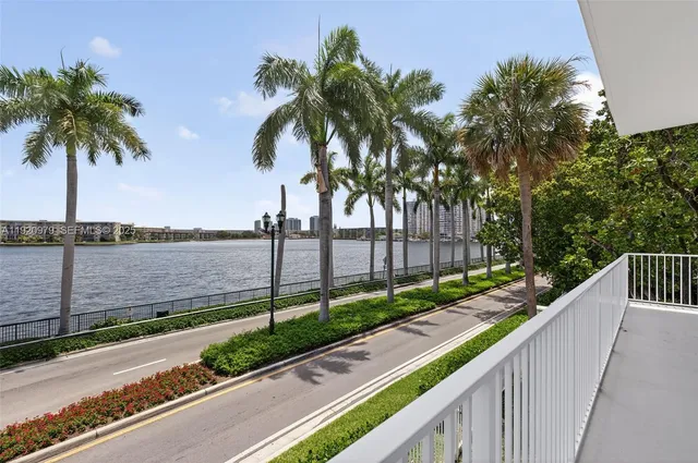 2-bedroom home at 2851 NE 183rd Street #216E, Aventura