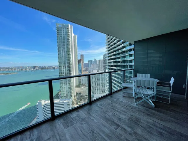2-bedroom home at 650 NE 32nd Street #3005, Miami