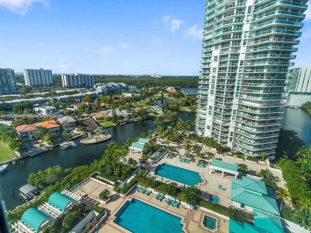 2-bedroom home at 16400 Collins Avenue #942, Sunny Isles Beach