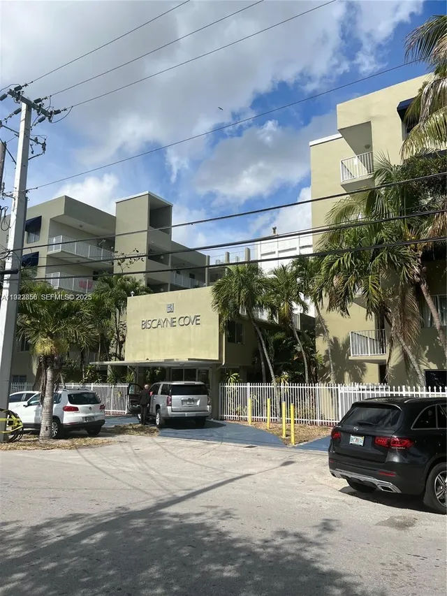 1-bedroom home at 665 NE 83rd Terrace #112, Miami