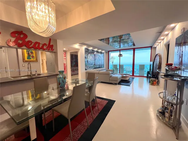 2-bedroom home at 650 W Ave 2804 #2804, Miami Beach