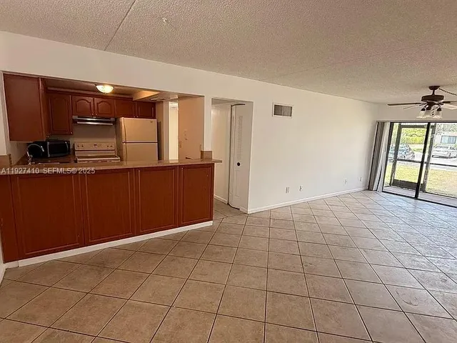 2-bedroom home at 5855 Washington Street #91, Hollywood