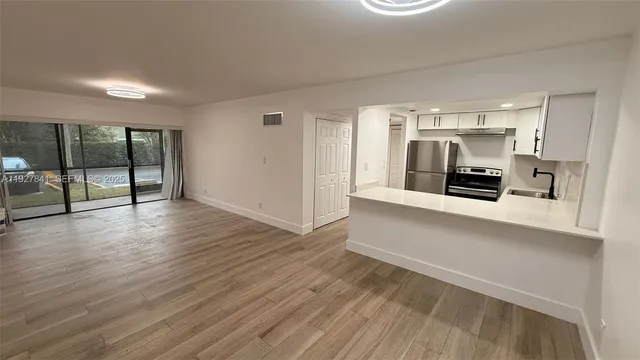 2-bedroom home at 5845 Washington Street #65, Hollywood