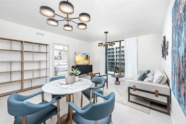 1-bedroom home at 1000 Brickell Plaza #4005, Miami