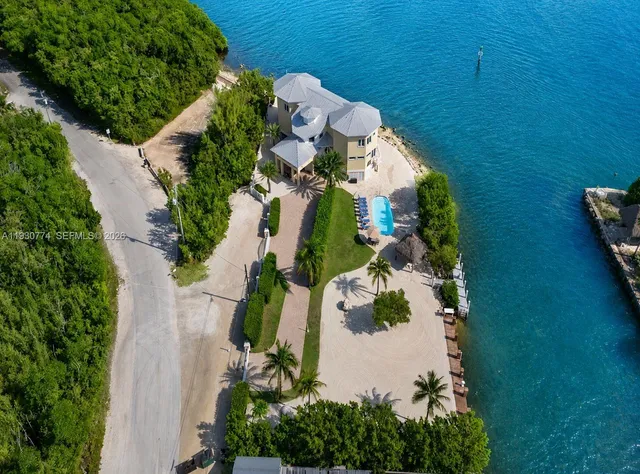 6-bedroom home at 57 Garden Cove Drive, Key Largo