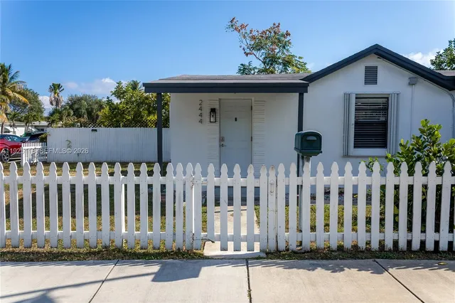 2-bedroom home at 2444 Roosevelt Street, Hollywood