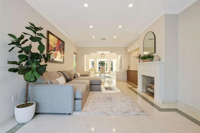 4-bedroom home at 3760 Royal Palm Avenue, Miami Beach