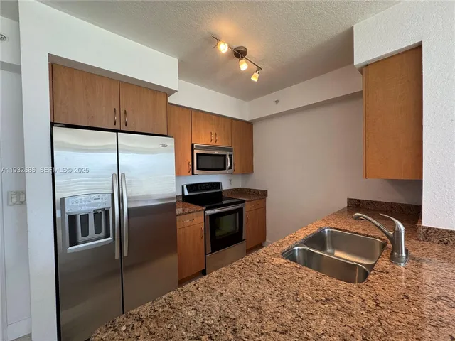 1-bedroom home at 1830 Radius Drive #915, Hollywood