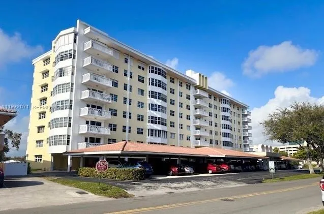 2-bedroom home at 2500 NE 48th Lane #507, Fort Lauderdale