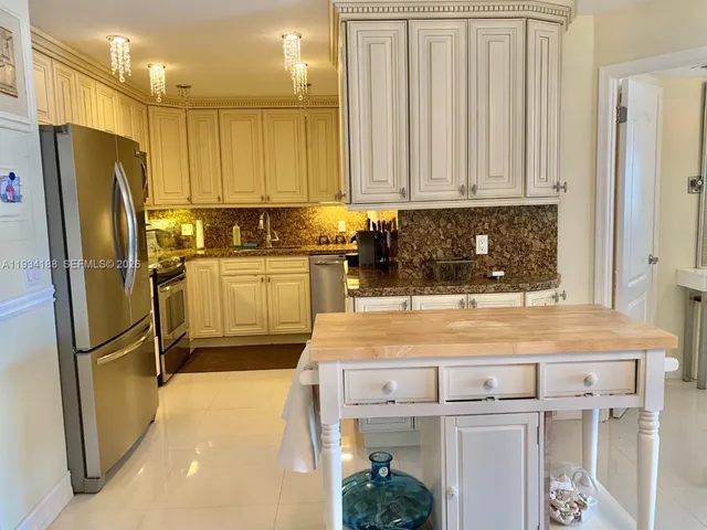 1-bedroom home at 1985 S Ocean Drive #3C, Hallandale Beach