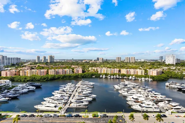 2-bedroom home at 19667 Turnberry Way #17D, Aventura