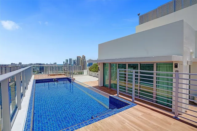 5-bedroom home at 300 Sunny Isles Boulevard #4TS04, Sunny Isles Beach
