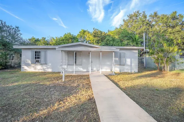 3-bedroom home at 265 NW 135th, North Miami