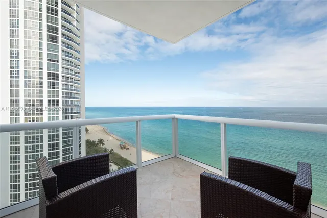 3-bedroom home at 18101 Collins Avenue #1609, Sunny Isles Beach