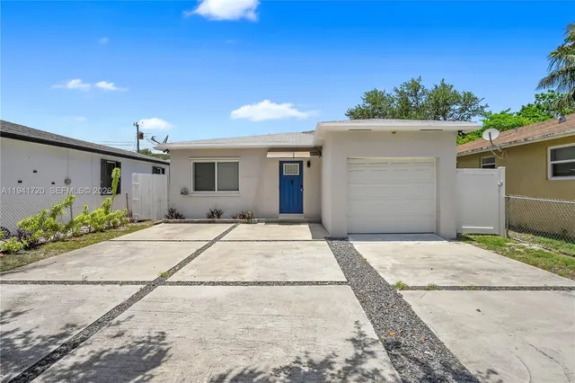 4-bedroom home at 2227 Cody Street, Hollywood