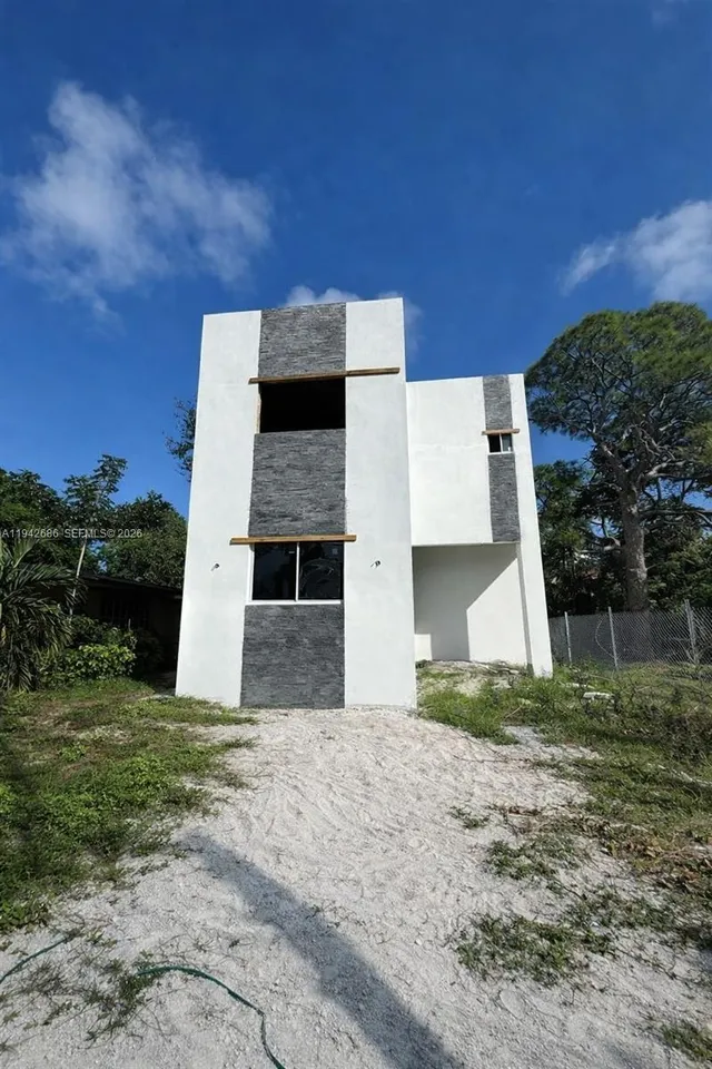 3-bedroom home at 518 NW 13th Avenue, Fort Lauderdale