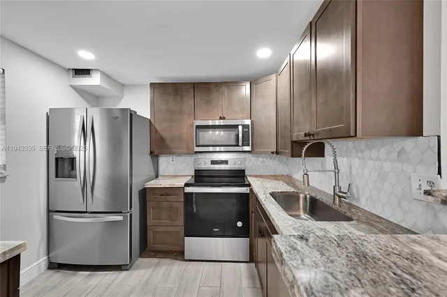 1-bedroom home at 2850 Somerset Drive #105L, Lauderdale Lakes
