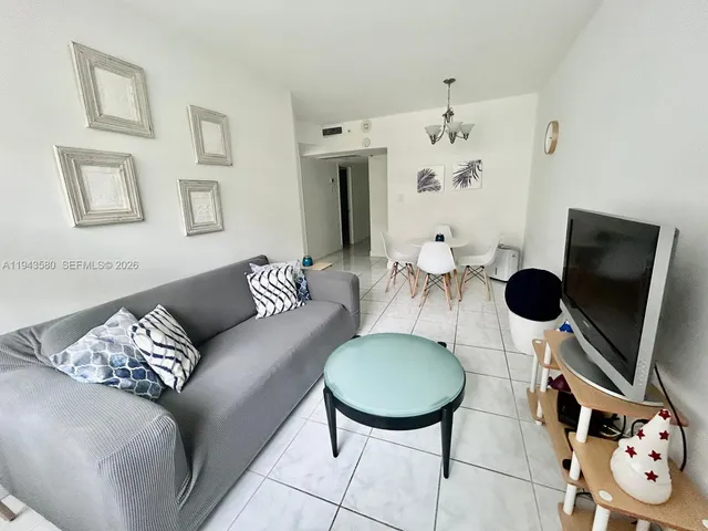 1-bedroom home at 100 Lincoln Road #524, Miami Beach