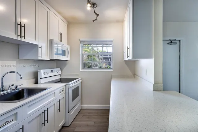 1-bedroom home at 6511 Santona Street #C18, Coral Gables