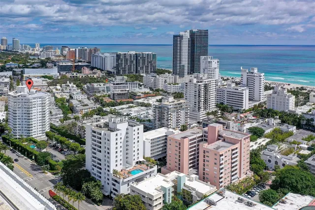 3-bedroom home at 1881 Washington Avenue #5H, Miami Beach
