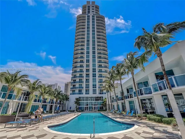 2-bedroom home at 1945 S Ocean Drive #1405, Hallandale Beach
