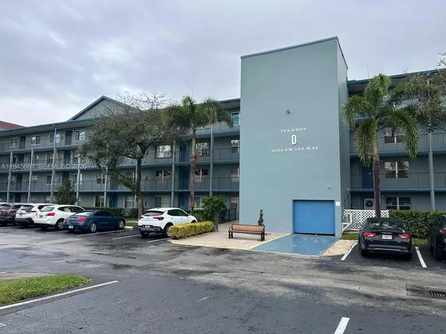 2-bedroom home at 1501 SW 134th Way #206D, Pembroke Pines