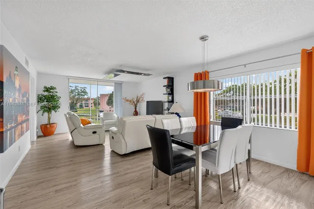 2-bedroom home at 9481 Sunrise Lakes Boulevard #210, Sunrise
