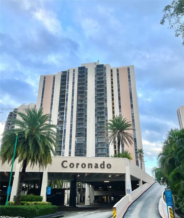 1-bedroom home at 20335 W Country Club Drive #405, Aventura