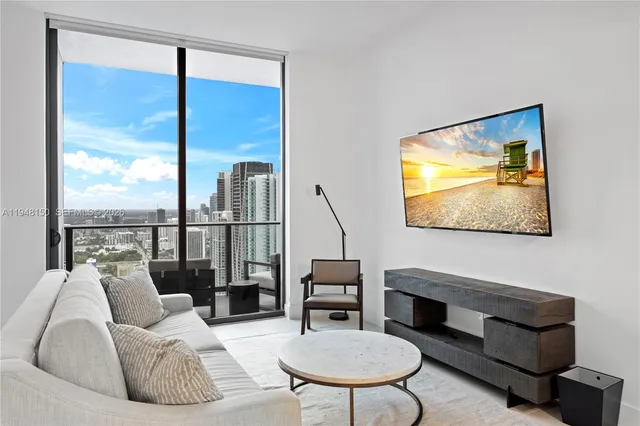 1-bedroom home at 159 NE 6th Street #5113, Miami