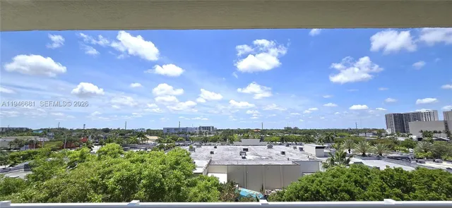 3-bedroom home at 2775 NE 187th Street #506, Aventura