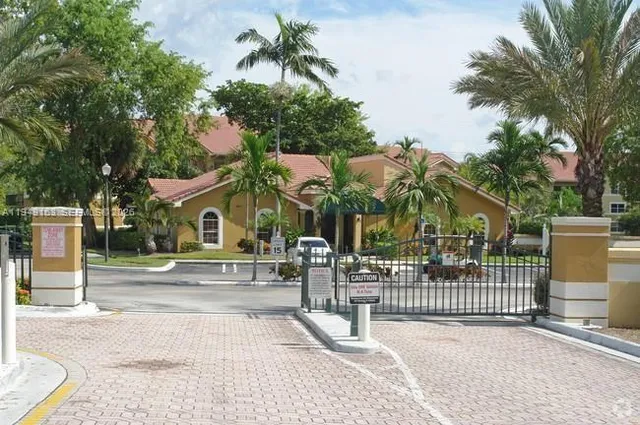 3-bedroom home at 8821 Wiles Road #101, Coral Springs