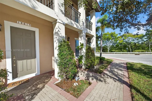 3-bedroom home at 14615 SW 14th Street #14615, Pembroke Pines