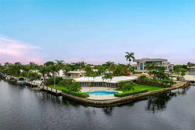 4-bedroom home at 2130 NE 15th Street, Fort Lauderdale