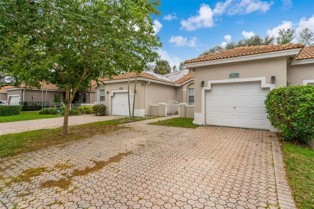 2-bedroom home at 7980 S Aragon Boulevard #2, Sunrise