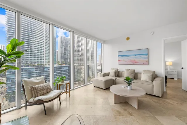 2-bedroom home at 485 Brickell Avenue #1804, Miami