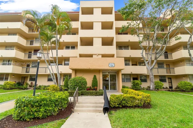 2-bedroom home at 7080 Environ Boulevard #226, Lauderhill