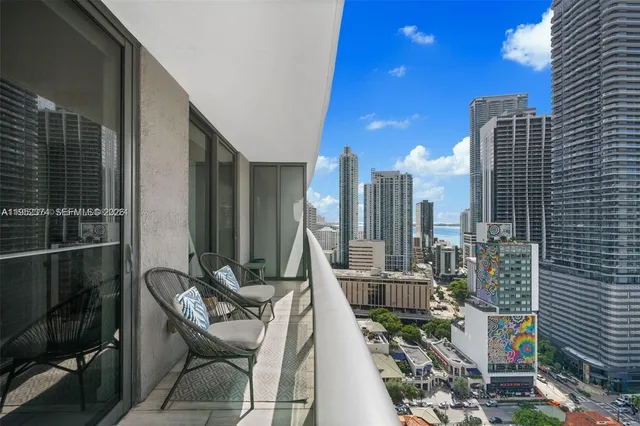 1-bedroom home at 55 SW 9th Street #2305, Miami
