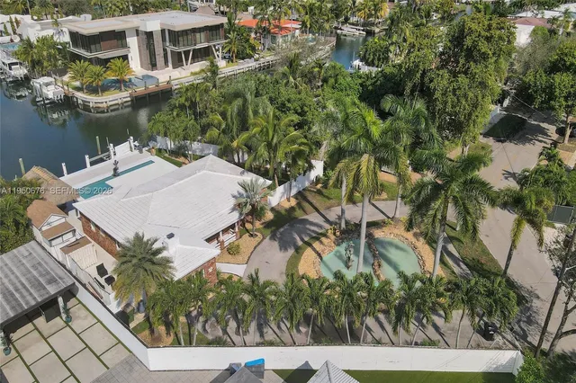 3-bedroom home at 1995 N Hibiscus Drive, North Miami