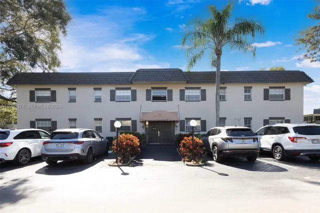 2-bedroom home at 5661 SW 2nd Court #101, Margate