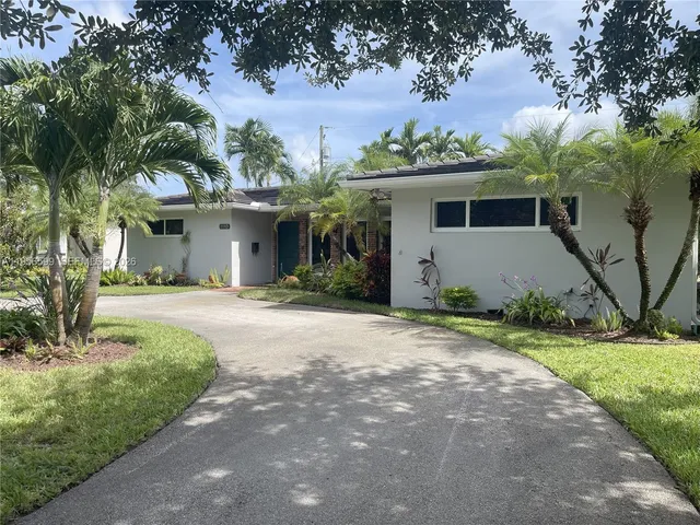 3-bedroom home at 1110 Redbird Avenue, Miami Springs