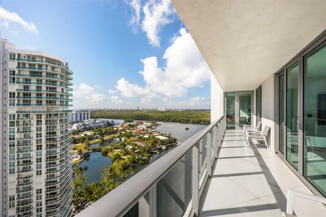 3-bedroom home at 300 Sunny Isles Boulevard #42202, Sunny Isles Beach