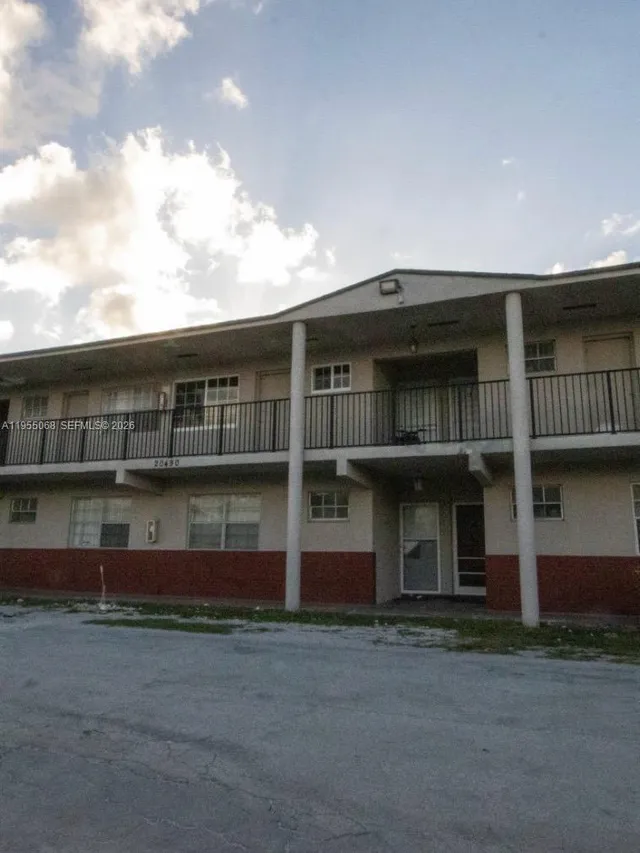 1-bedroom home at 20490 NW 7th Avenue #15, Miami Gardens